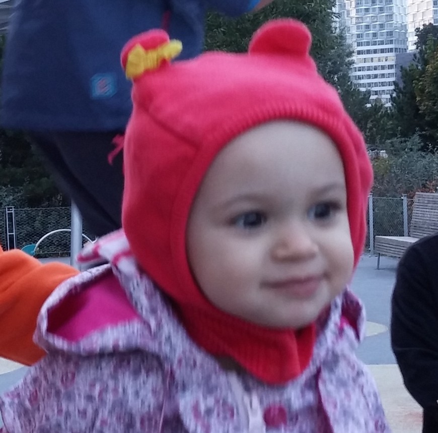 Laura 18 mois, 80,5 cm et 9,8 kg